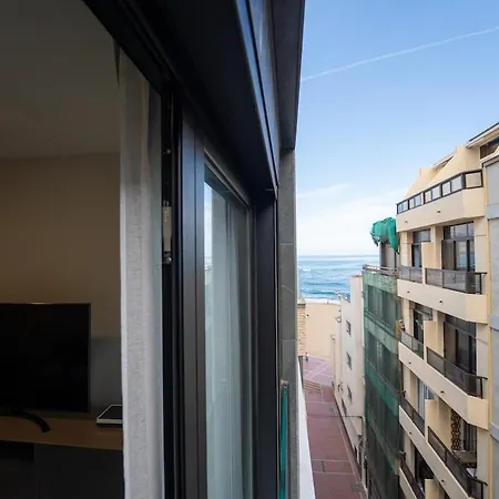 1 Min To Beach, Modern &